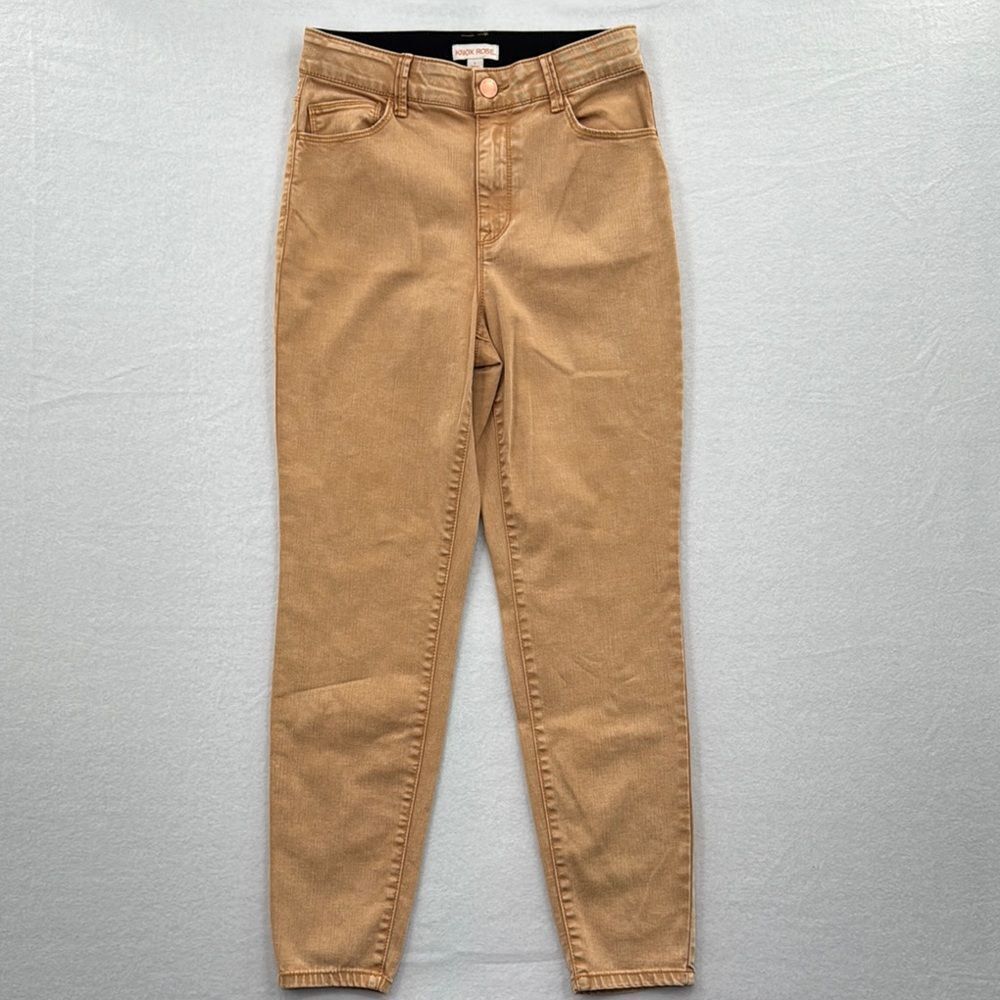 3For$20 Knox Rose Brown/Tan Tappered Jeans size 6